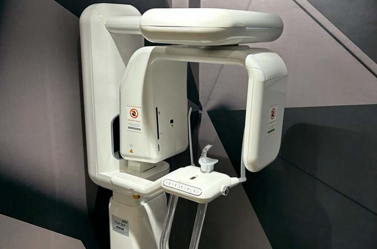 CBCT 3D imaging facility at Muskaan Dentals for implant planning